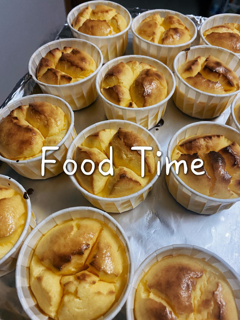 入口即化的巴斯克纸杯蛋糕