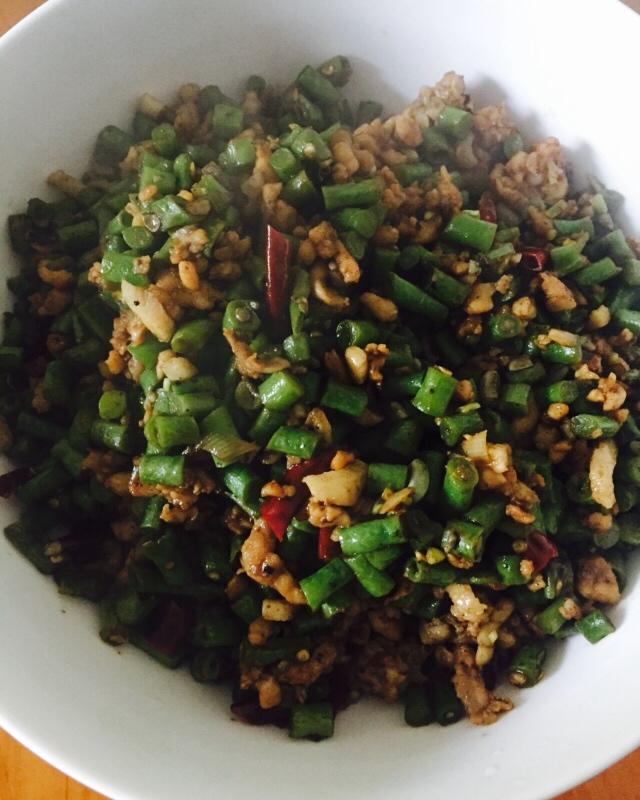 肉沫豆角下饭菜