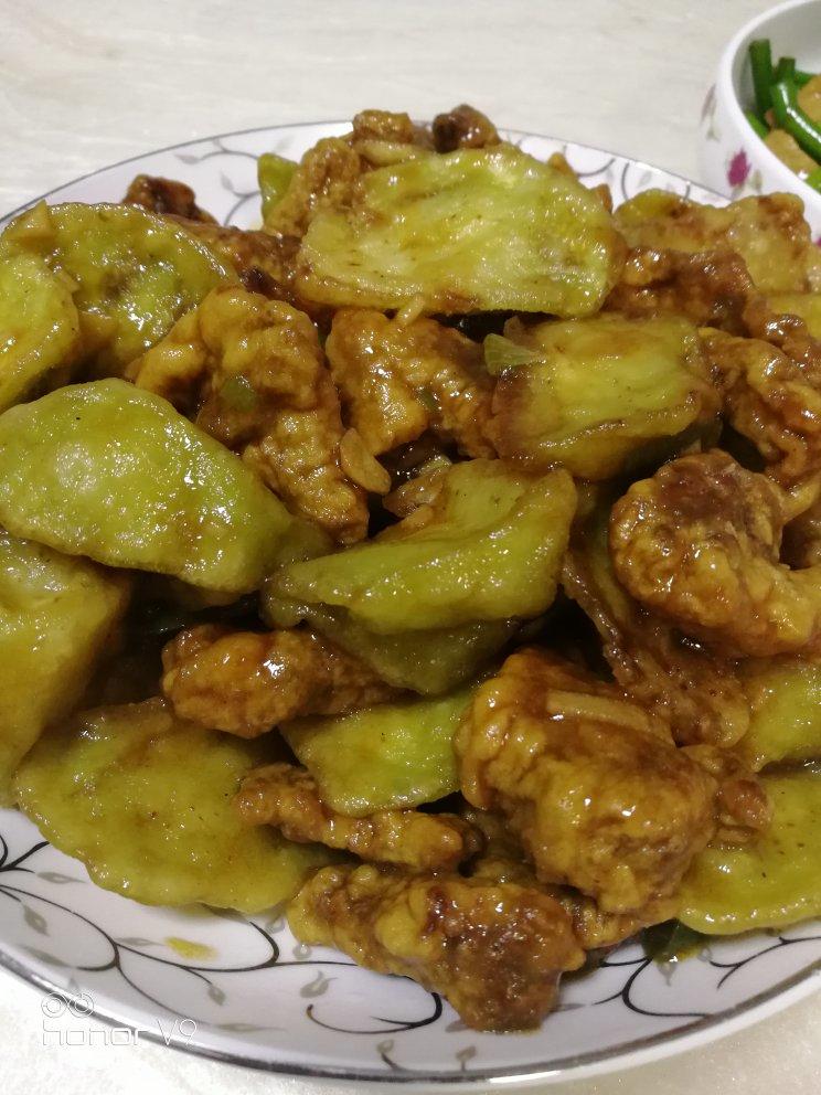溜肉段烧茄子（东北硬菜呀哈哈）