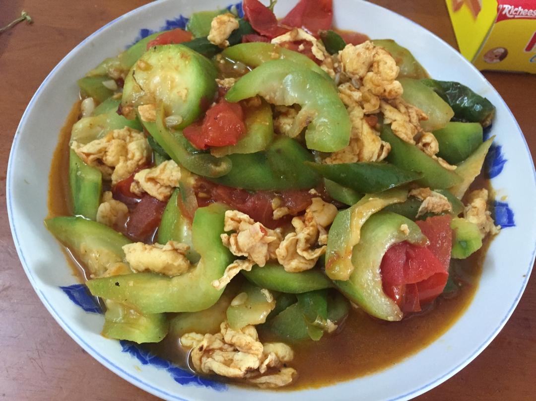 番茄丝瓜炒鸡蛋