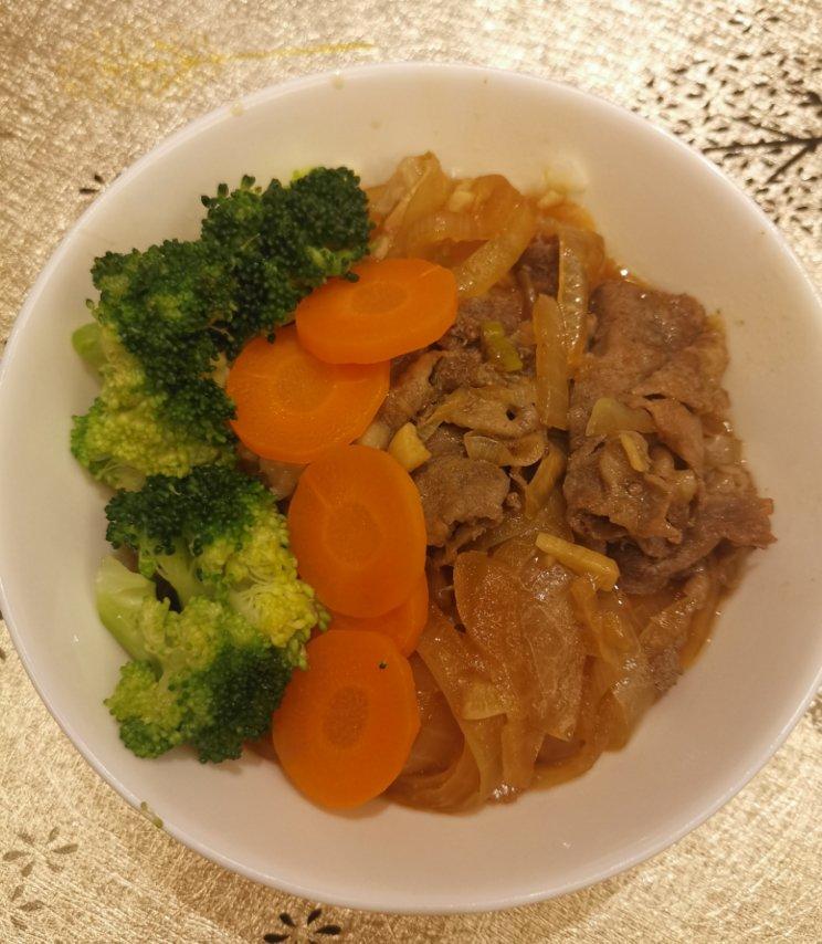 香浓嫩滑无味精的肥牛饭—赛过吉Y家（详细）
