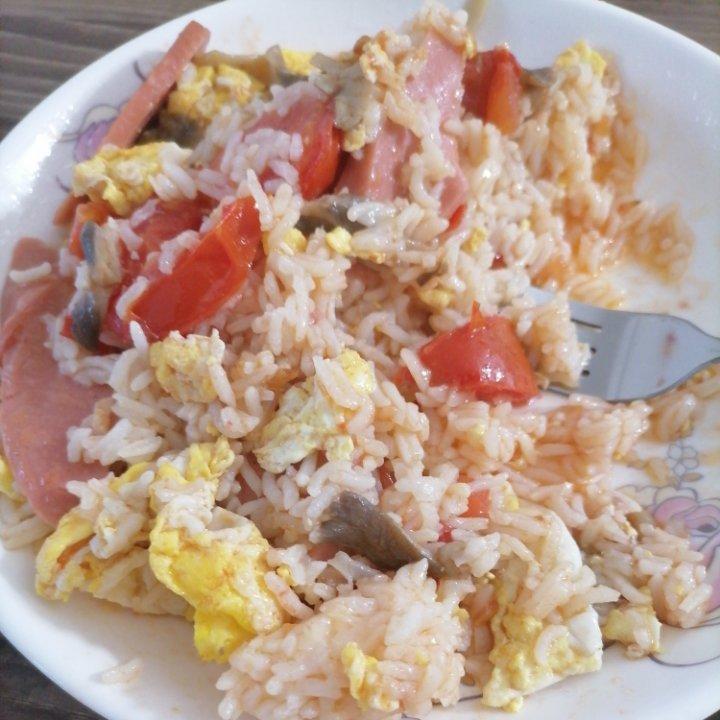 西红柿炒鸡蛋饭
