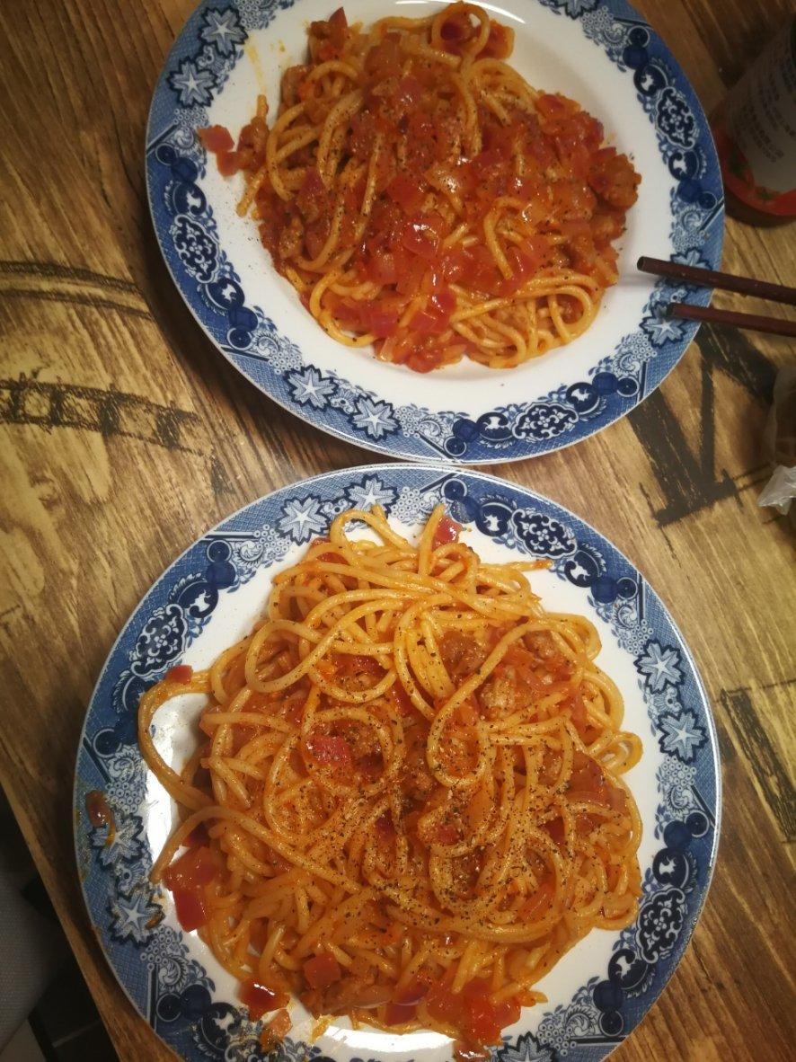 番茄肉酱意大利面