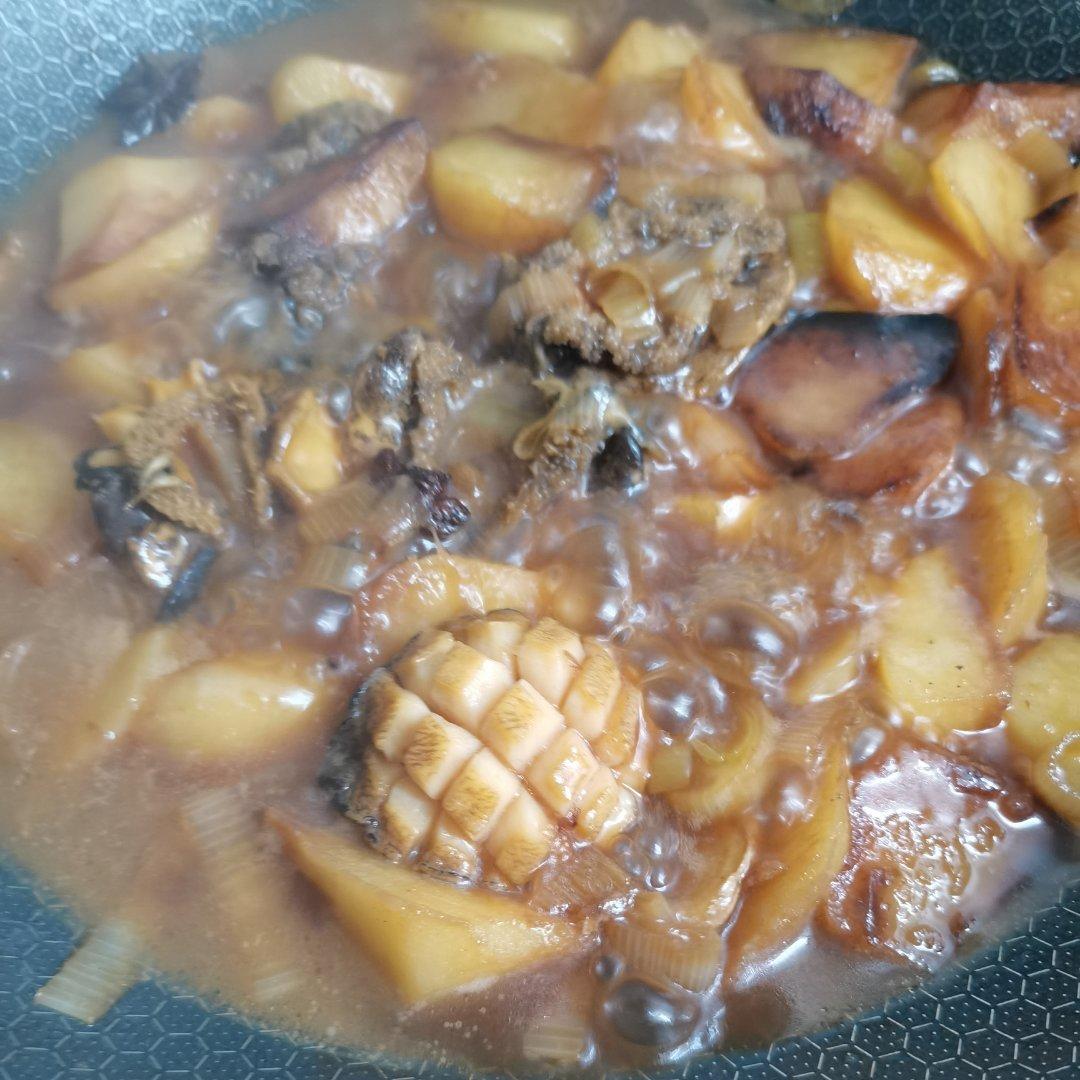 小鲍鱼炖土豆