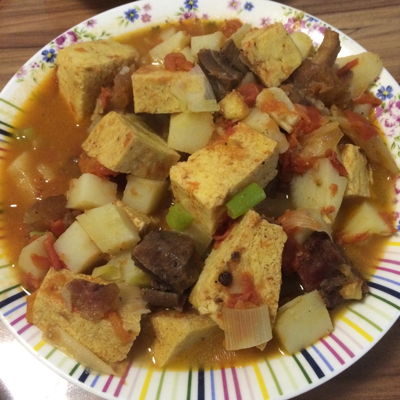 西红柿牛腩土豆