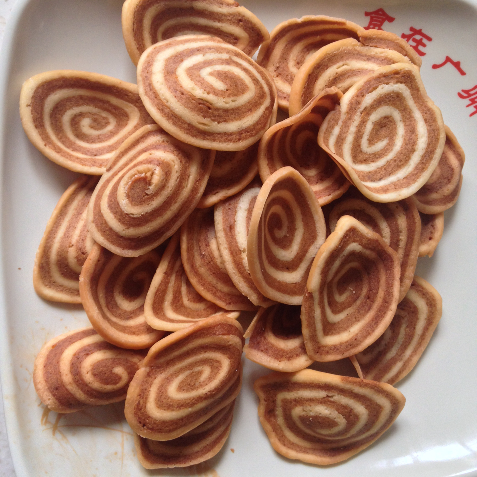 炸猫耳朵牛耳朵零食年货猪耳朵