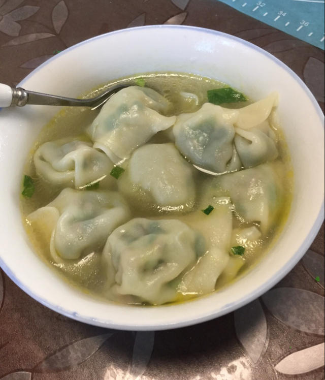 元宝馄饨的包法