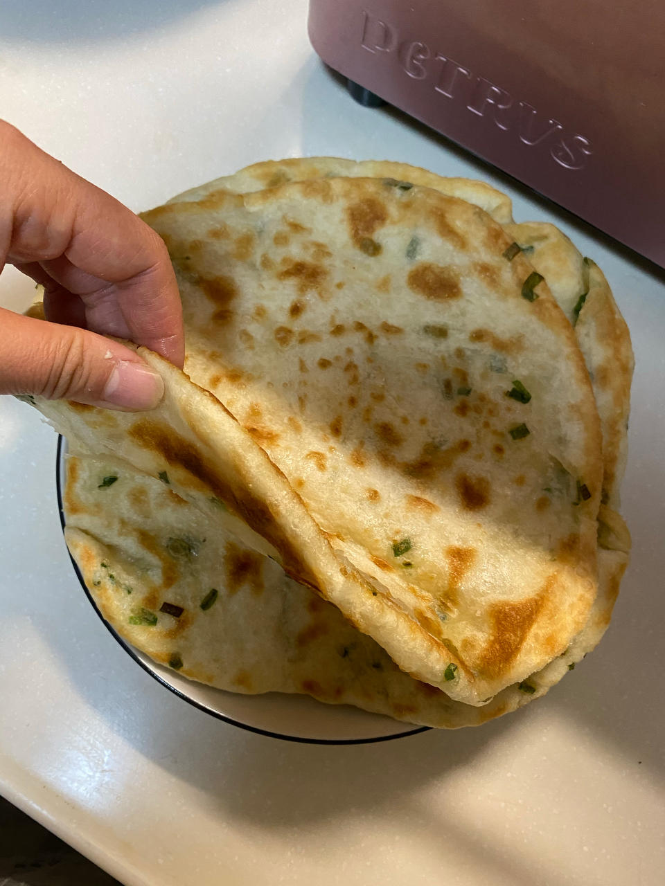 葱花大饼、蓬松柔软又简单的大葱烙饼