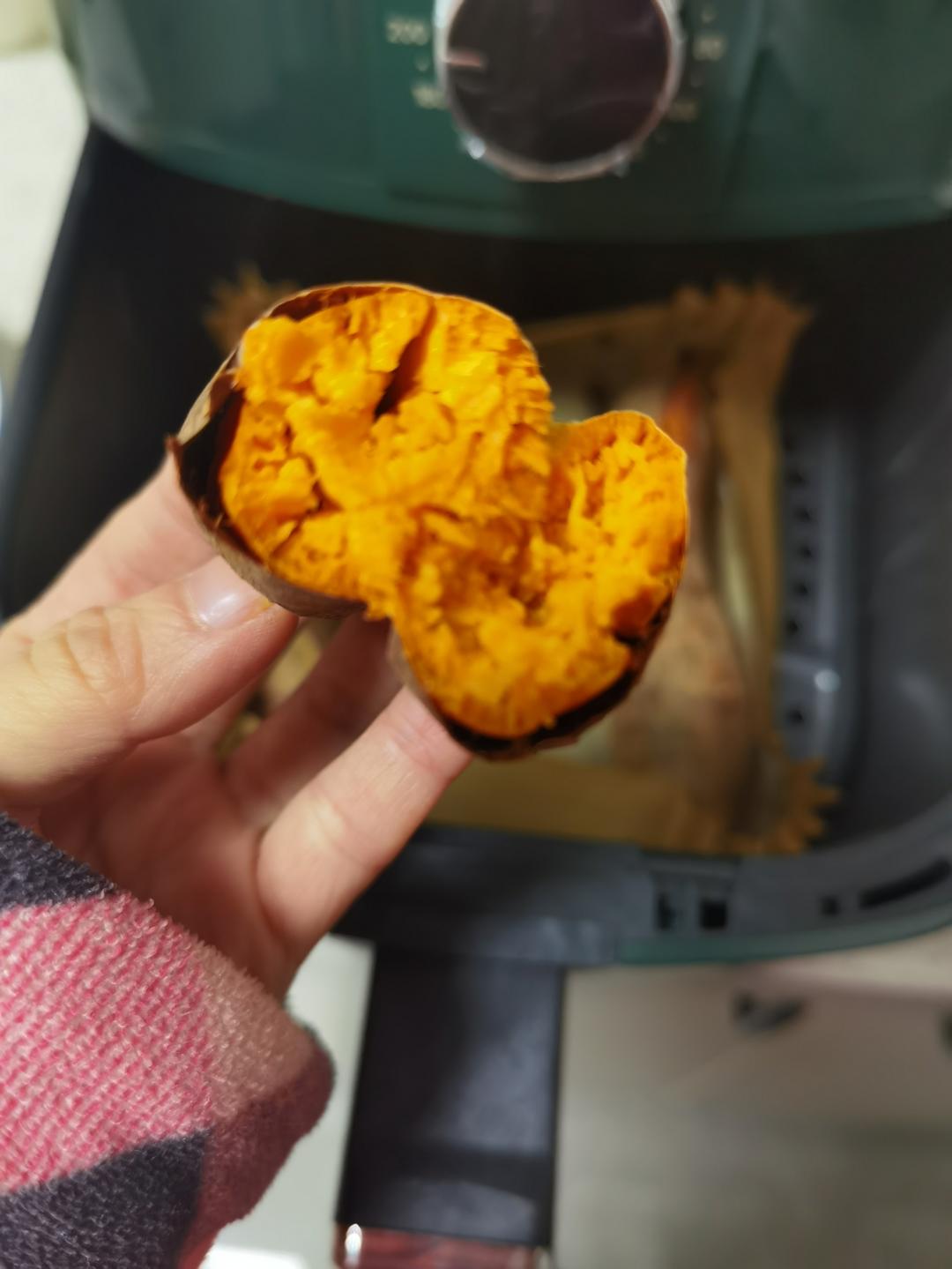 空气炸锅烤红薯(超级简单)