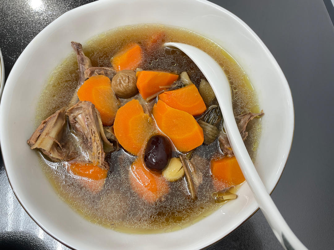 零失败养生鸽子汤