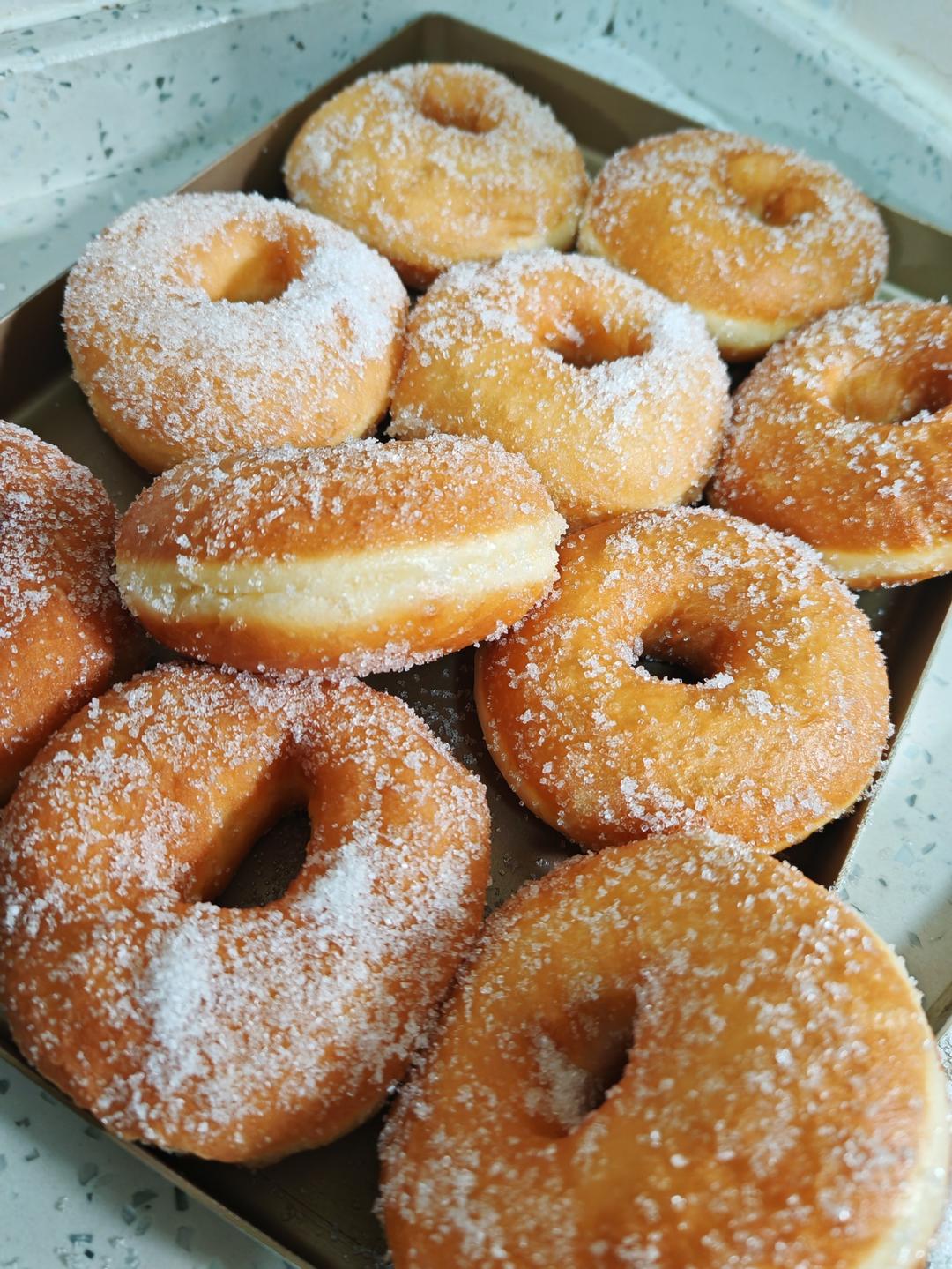 🍩超快手一小时低糖无需烤箱的甜甜圈（详细视频）