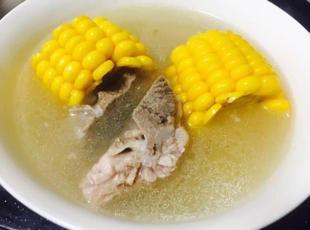 排骨玉米汤的做法