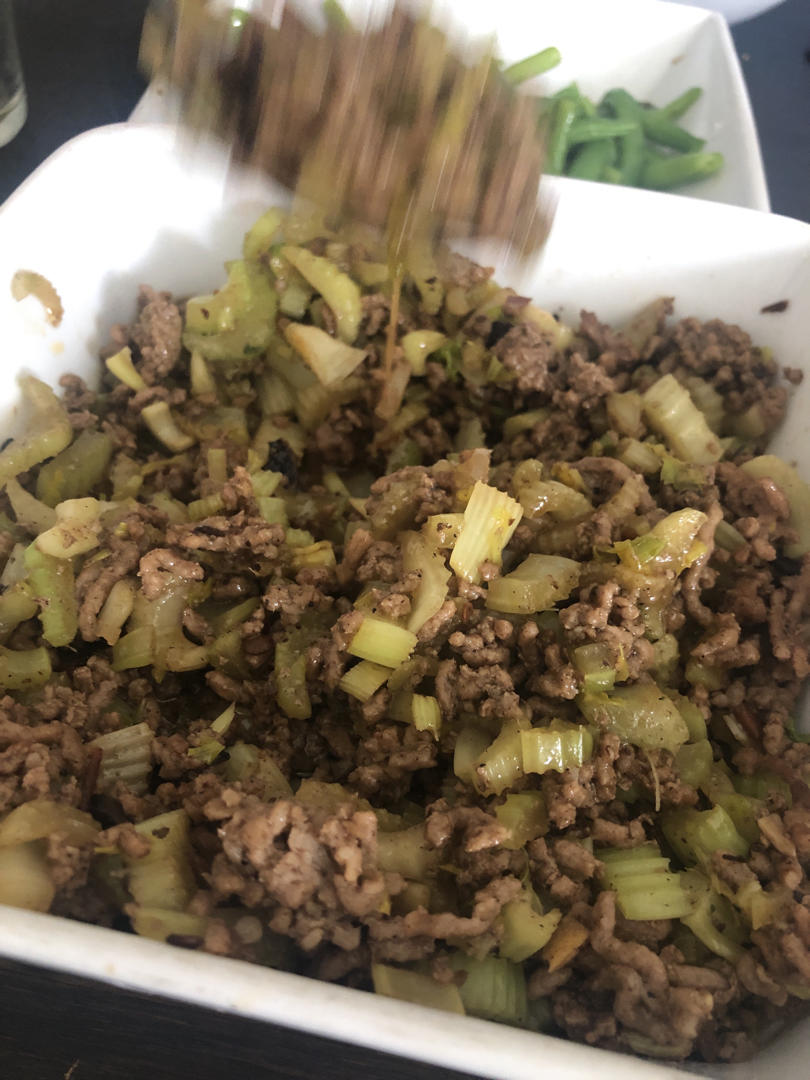 川味芹菜肉末