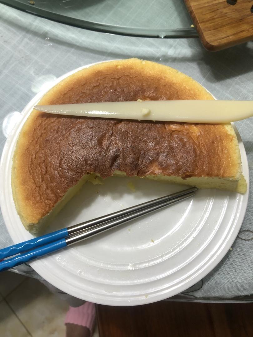 【视频】8寸轻乳酪蛋糕 | 入口即化