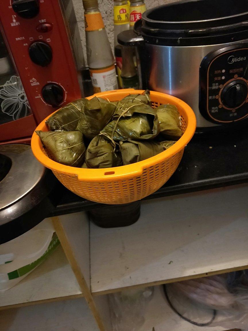 蛋黄肉粽