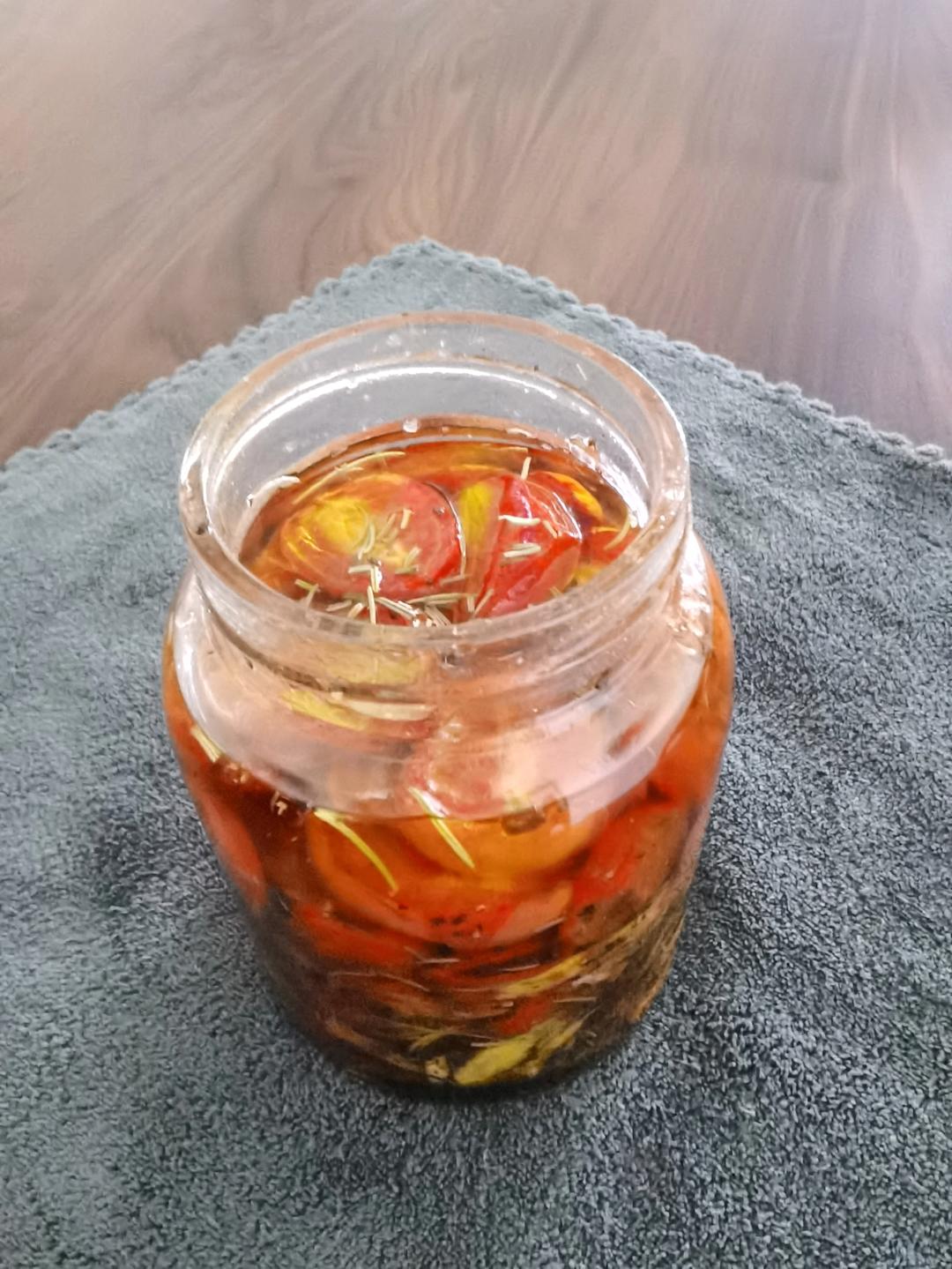 橄榄油浸小番茄/油渍番茄