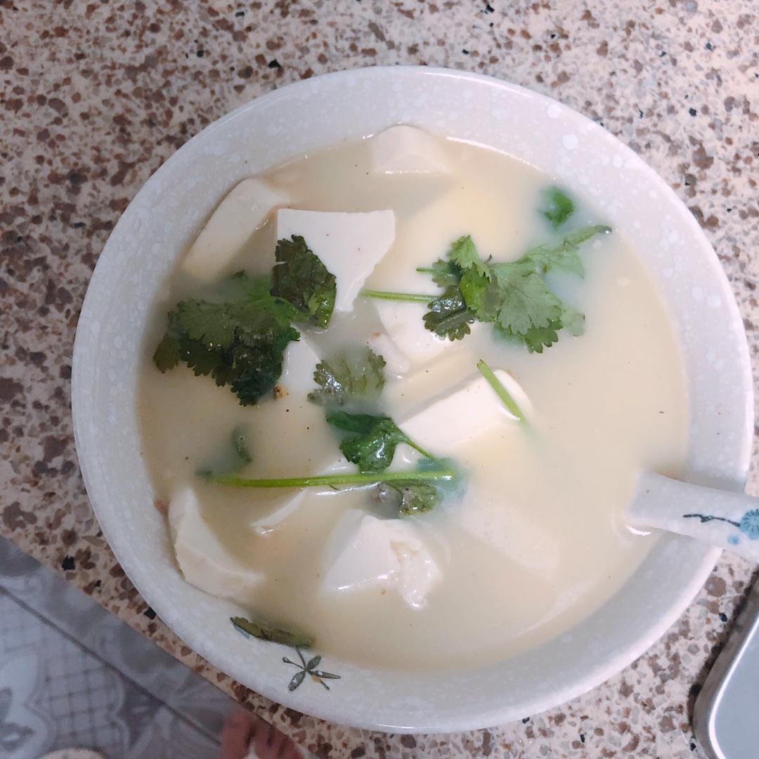 鱼头豆腐汤