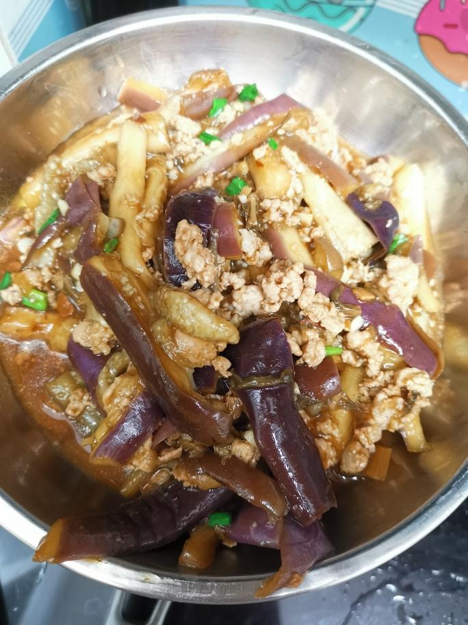 少油甜菜肉沫茄子的做法