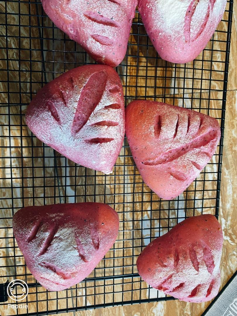 火龙果麻薯欧包