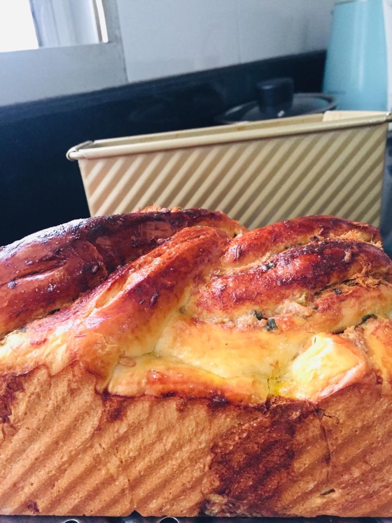 香葱肉松手撕吐司