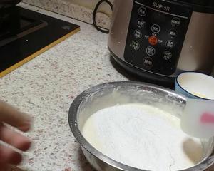 简单易上手之海绵蛋糕的做法 步骤5