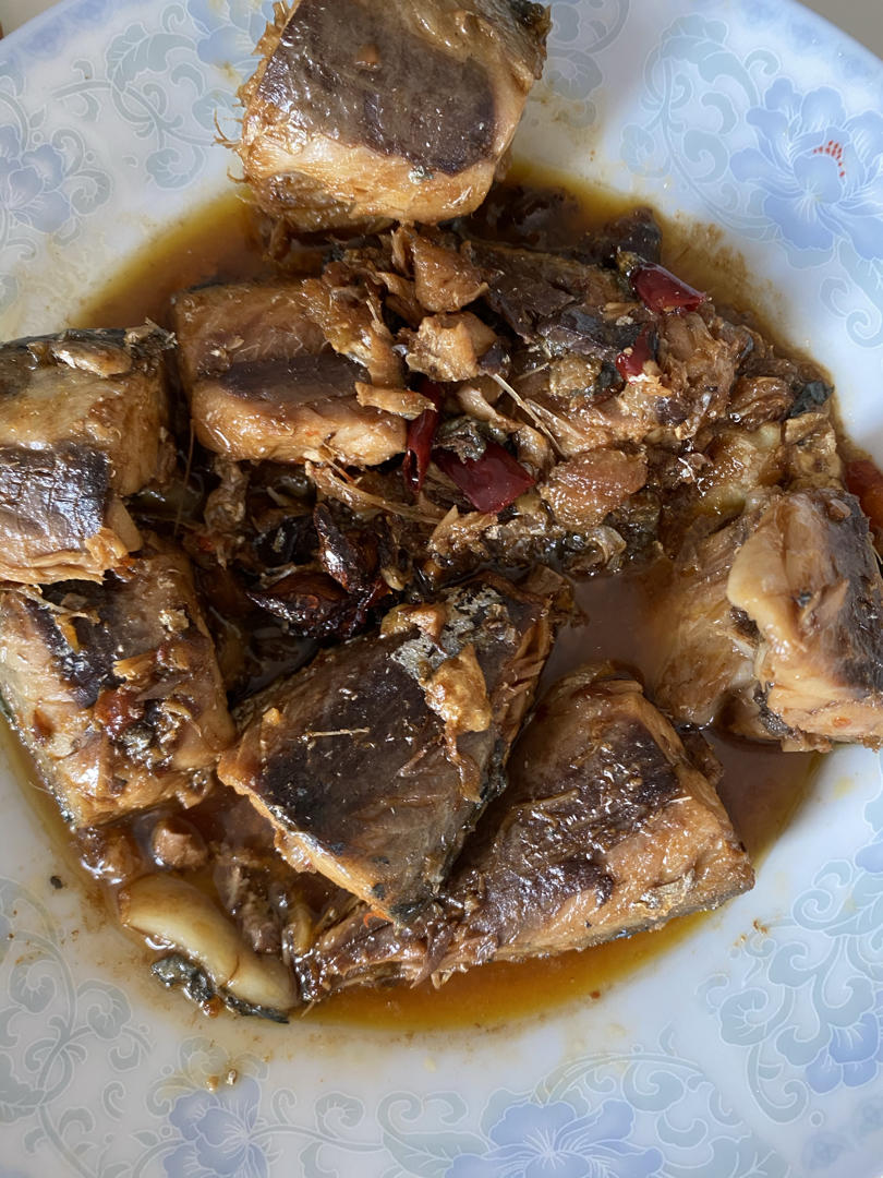 蚕豆鸡蛋汤做的红烧青条鱼