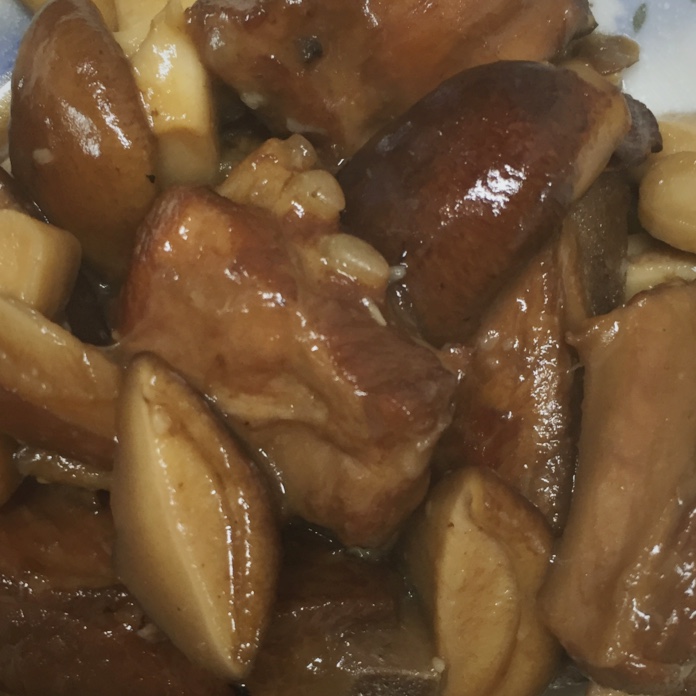 香菇焖排骨