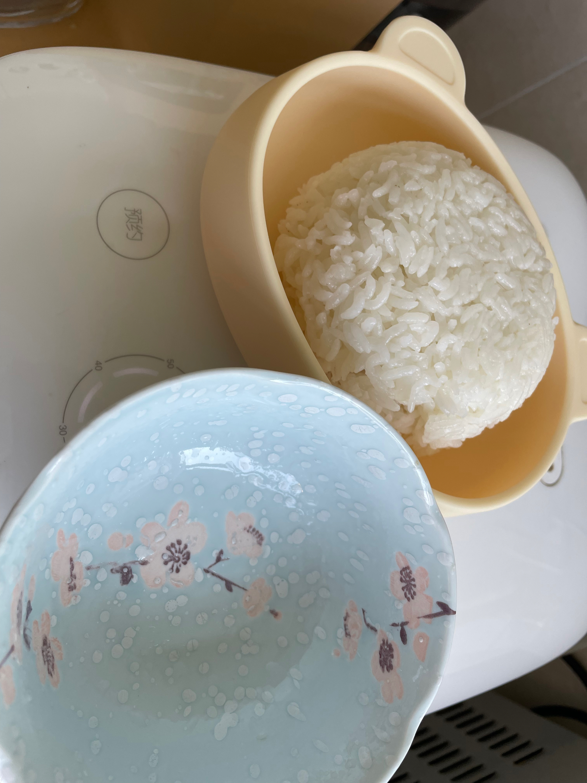 香喷喷的大米饭🍚的做法