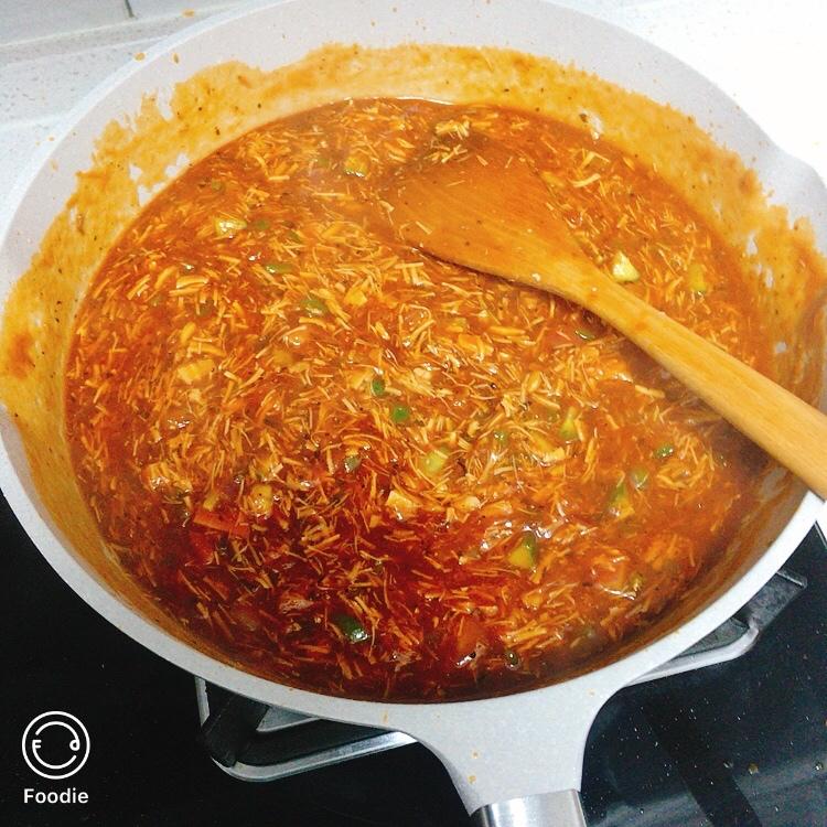 意大利面黑椒牛肉酱的做法