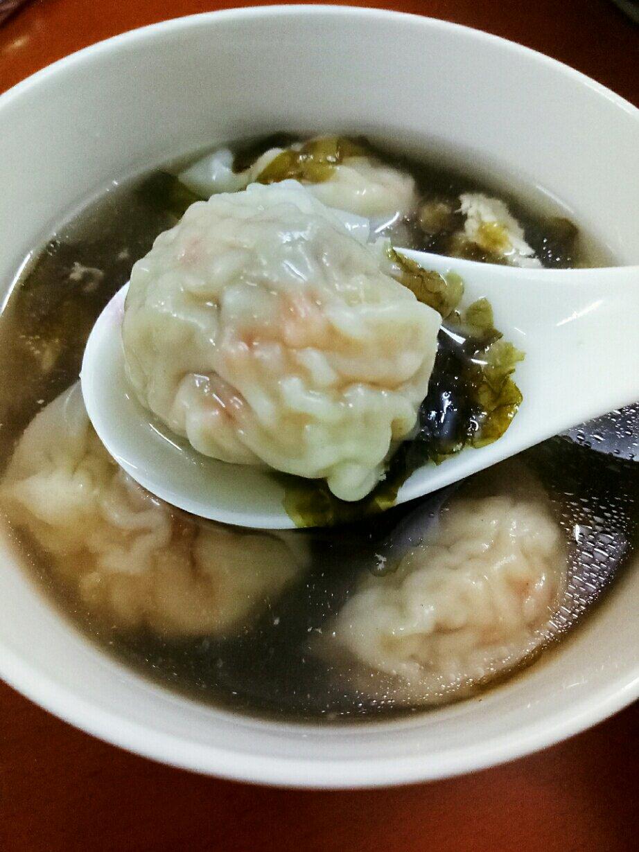 鲜肉馄饨（附包馄饨视频。）