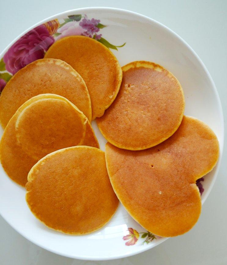 玉米面松饼，早起5分钟搞定，又软又健康