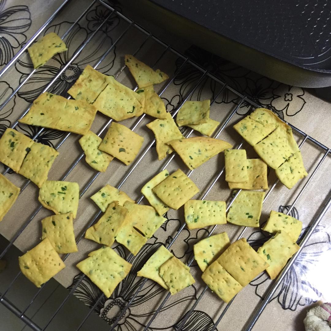无糖香葱苏打咸饼干
