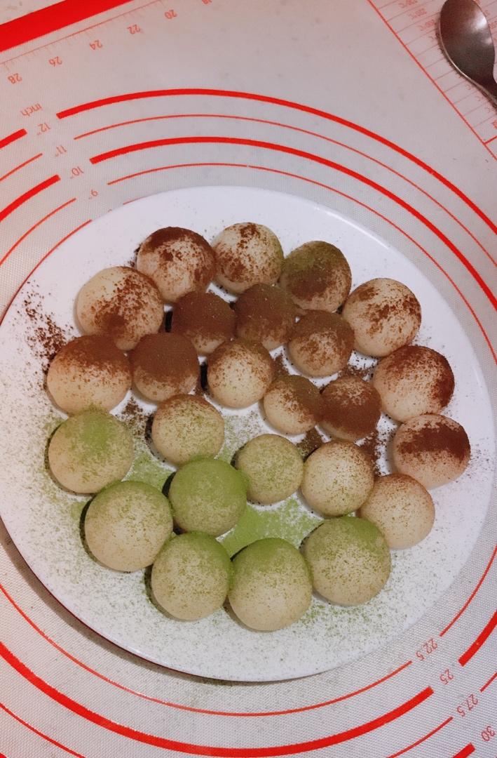 ling1058做的q弹旺仔牛奶球不用烤箱不用油炸无奶精操作简单搓圆就能