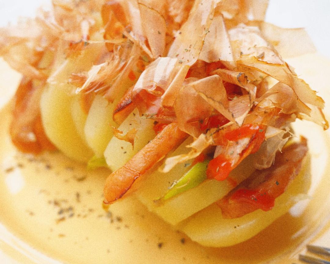 木鱼花/芝士肠/芦笋/风琴土豆的做法