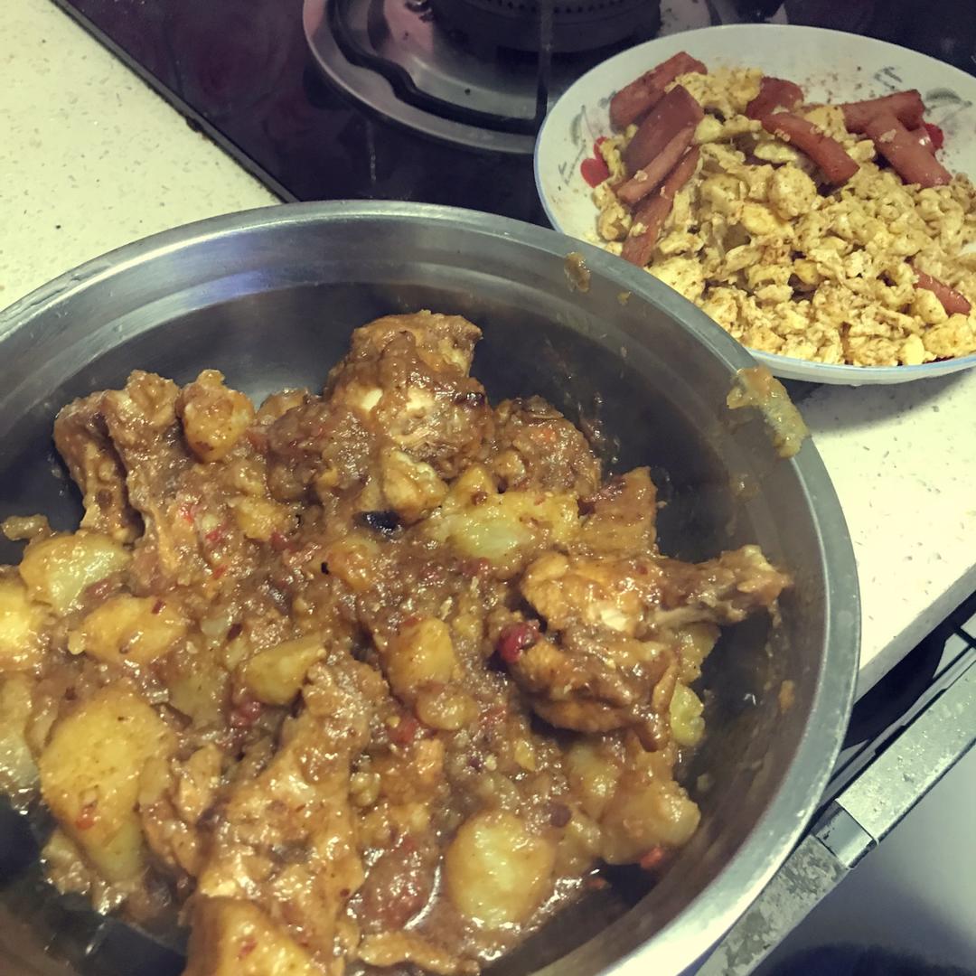 鸡腿炖土豆超级快手菜