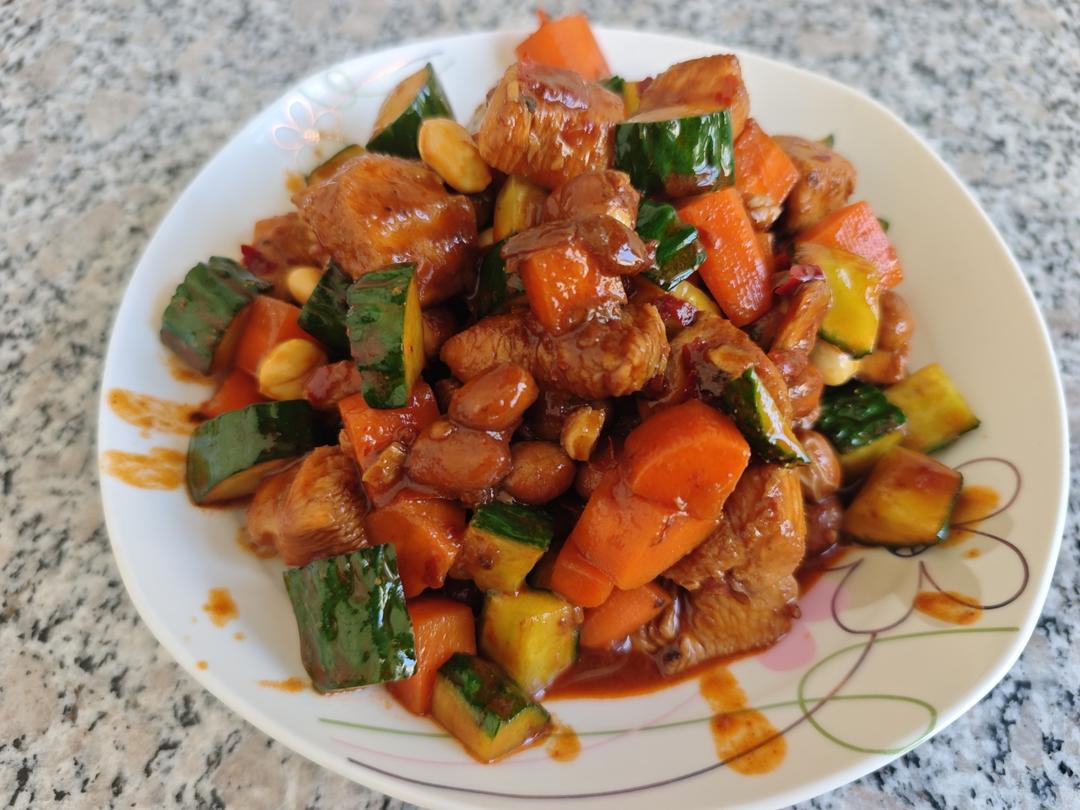 今日菜谱：宫保鸡丁