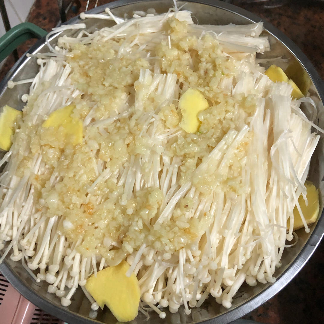 蒜蓉蒸金针菇