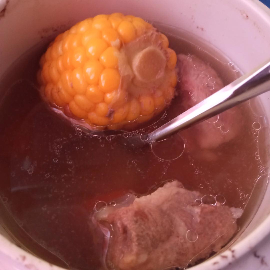 迷你隔水炖之排骨汤