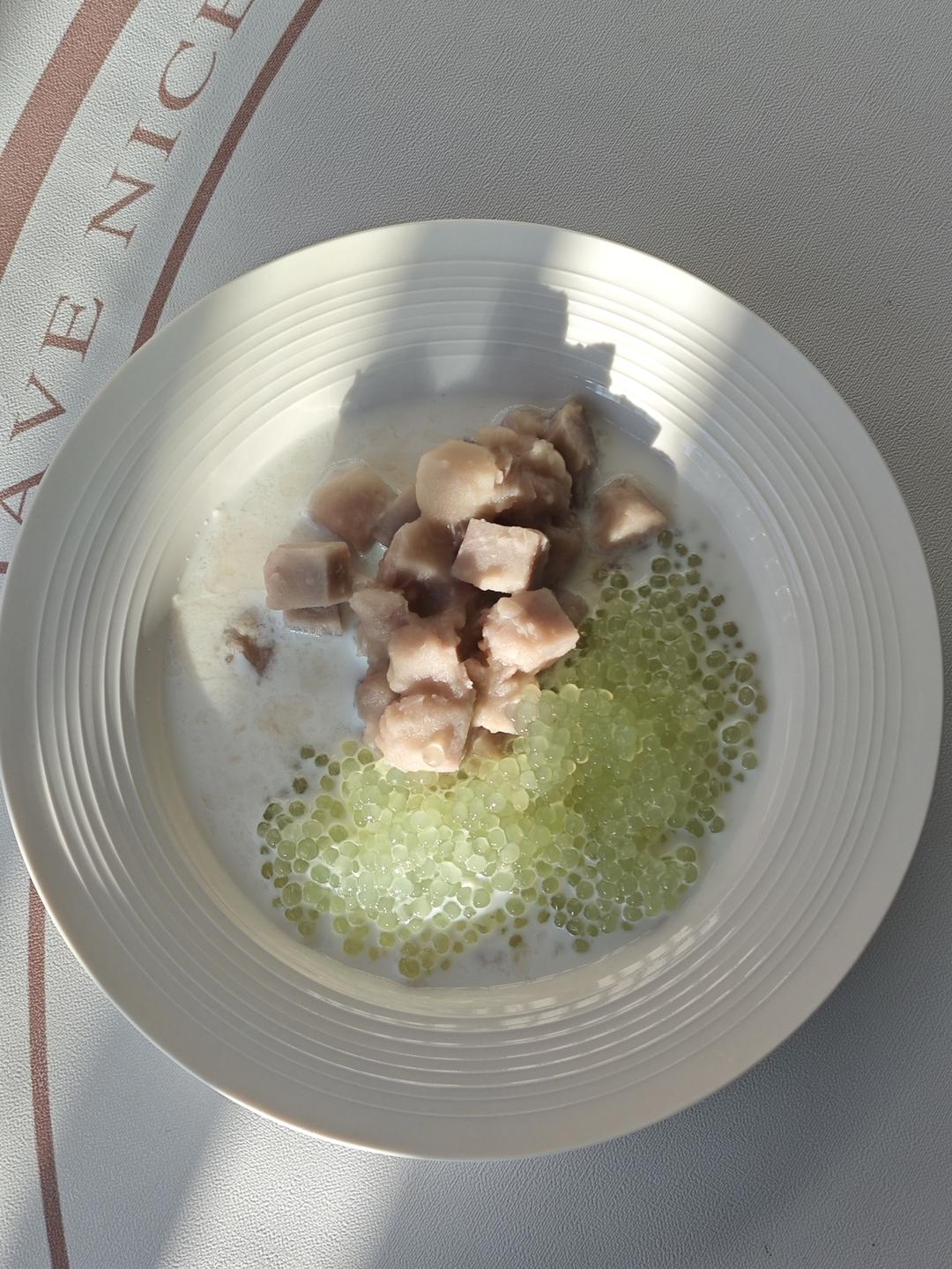 冷热都好吃的香芋西米露