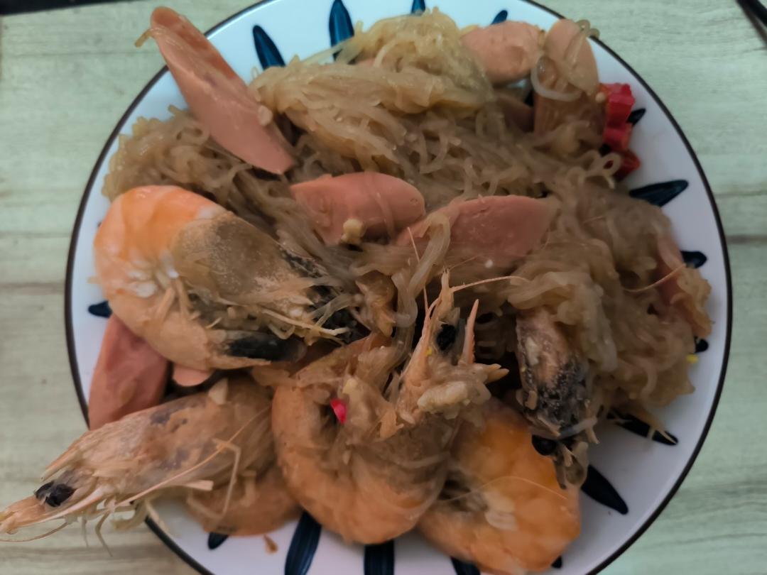 火腿粉丝大虾锅
