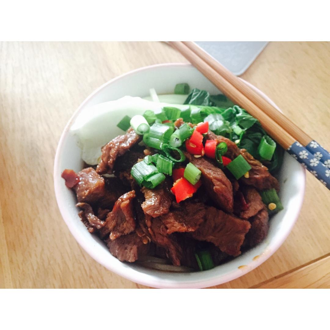 红烧牛肉面