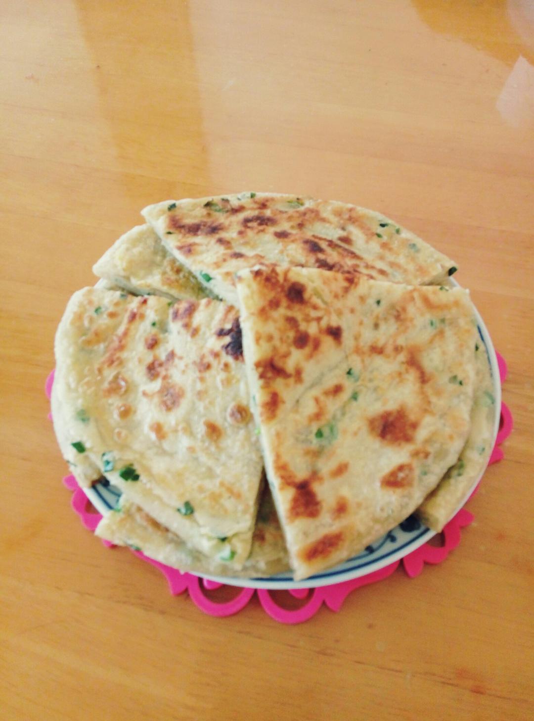 鸡蛋葱油饼                  （更新饼坯保存方法）