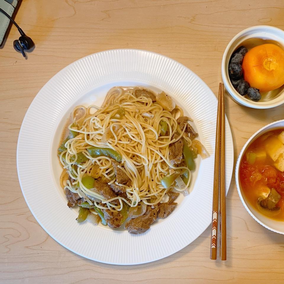 黑椒牛肉炒意大利面