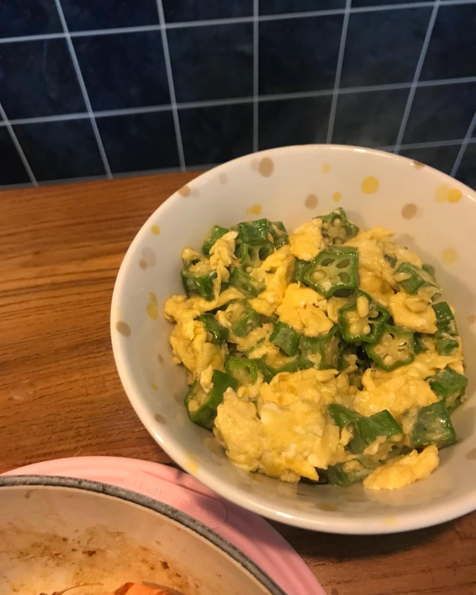 秋葵炒鸡蛋
