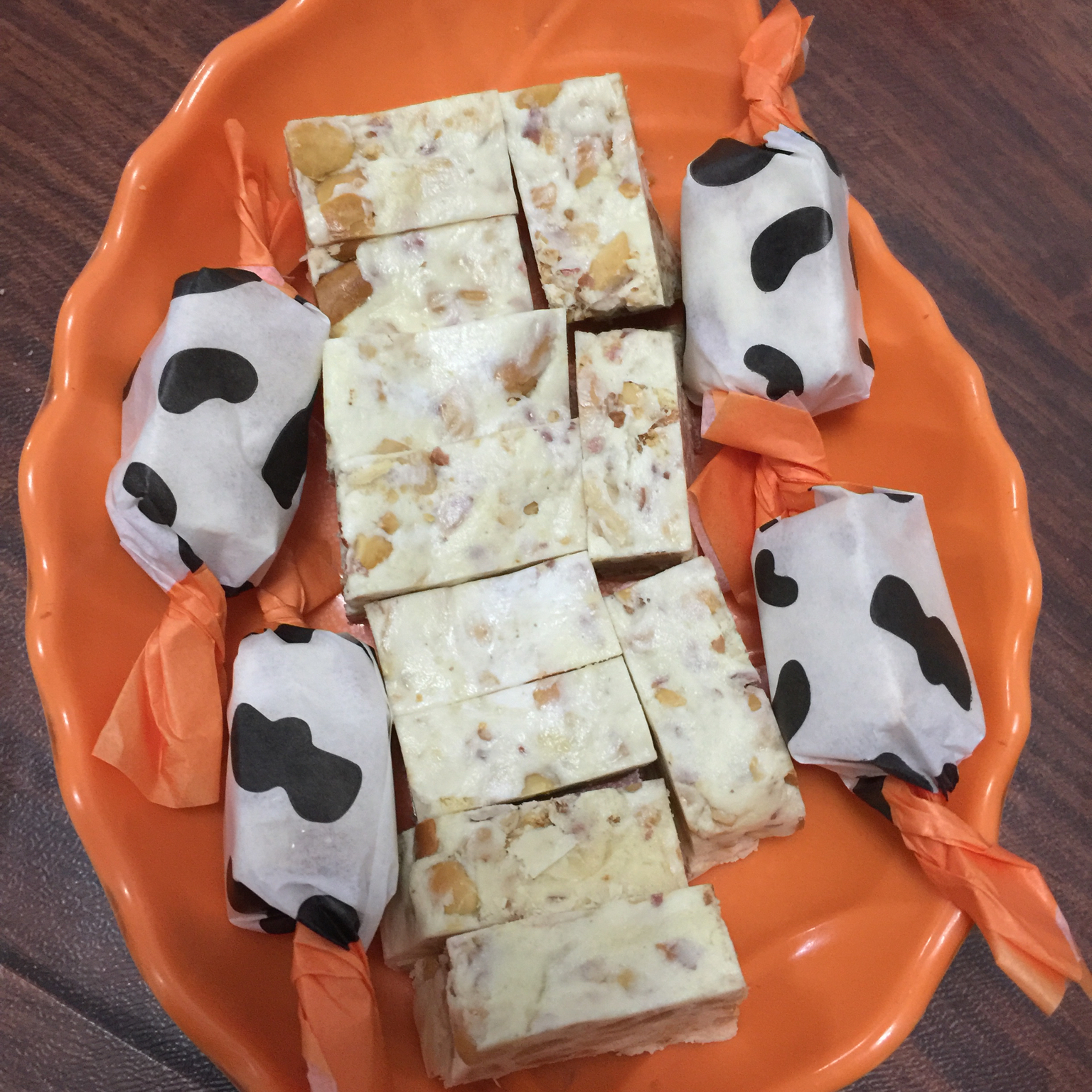 多味花生牛轧糖