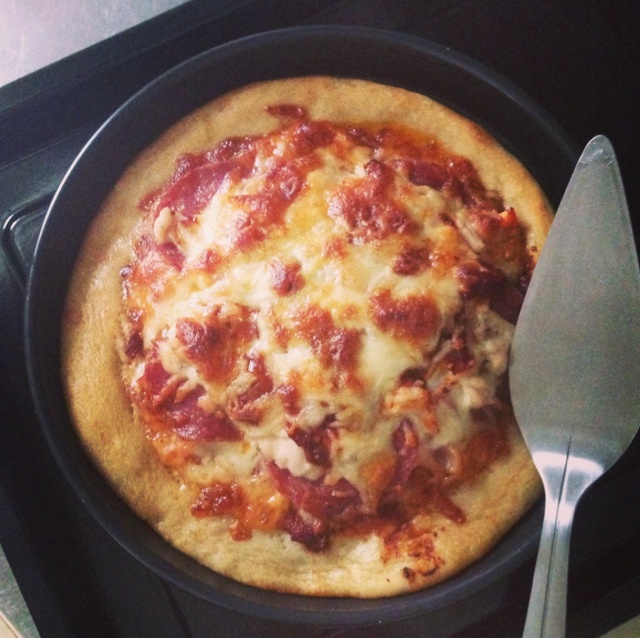 厚底鲜虾培根披萨