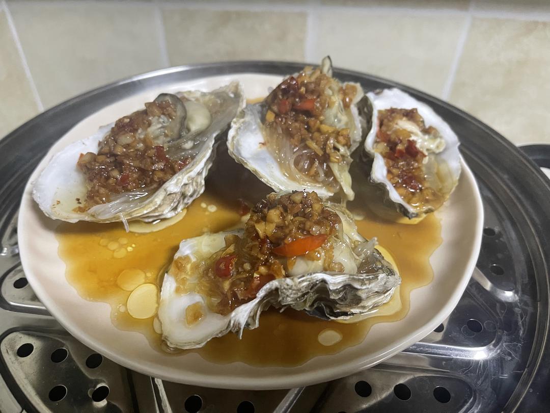 蒜蓉粉丝蒸生蚝