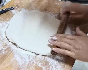 葱花烙饼的做法 步骤6