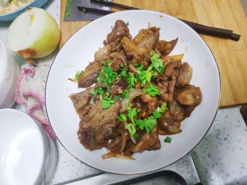 洋葱炒羊肉卷/肥牛