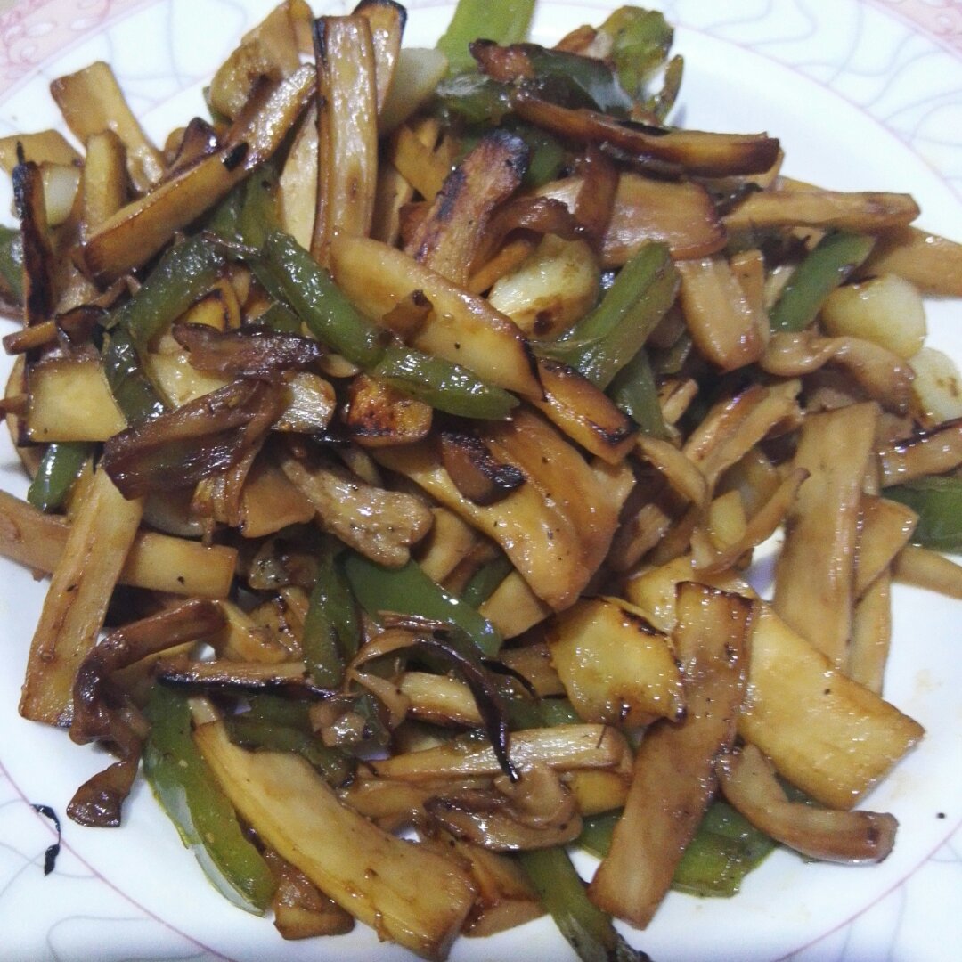 青椒素炒杏鲍菇